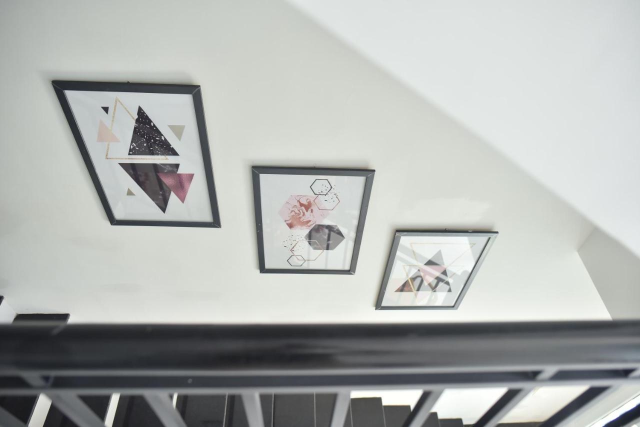 Lovely Homestay Хюэ Экстерьер фото